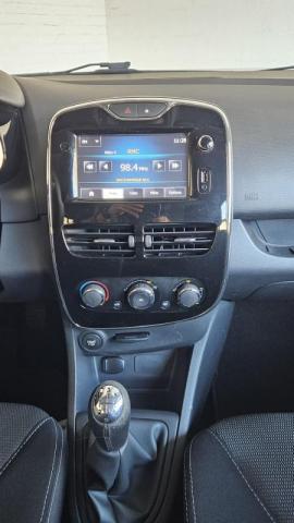 Renault Clio image 7