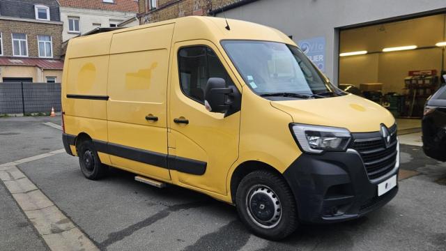 Renault Master image 1
