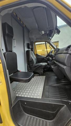 Renault Master image 9