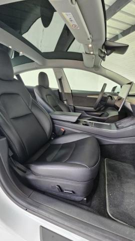 Tesla Model 3 image 4