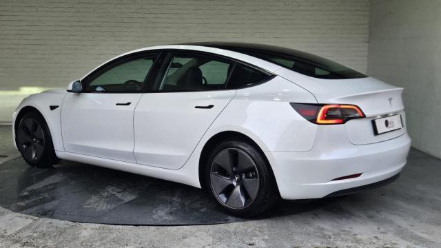 Tesla Model 3 image 7
