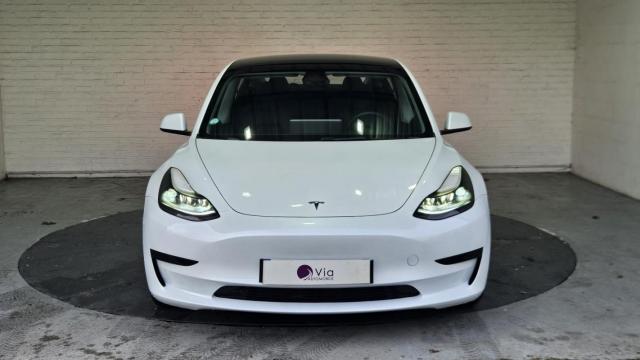 Tesla Model 3 image 2