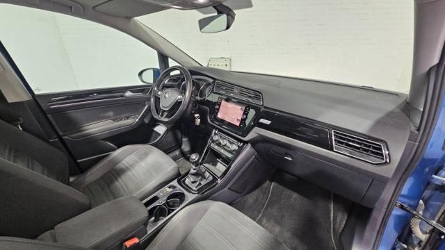 Volkswagen Touran image 4