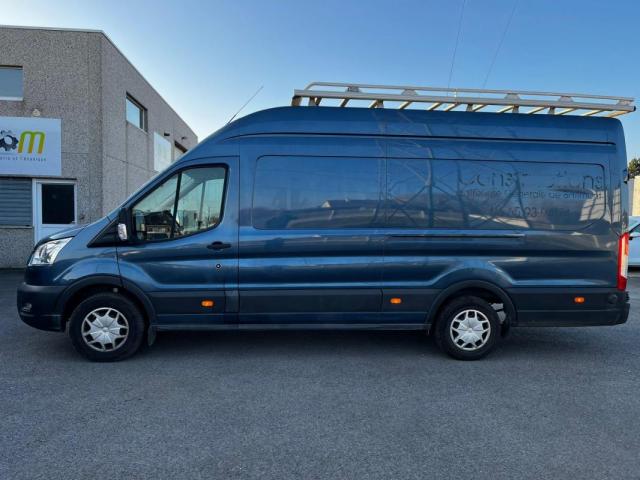 Ford Transit image 8