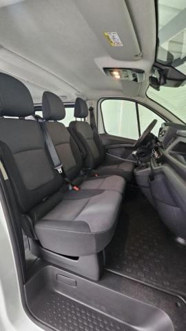 Renault Trafic image 8