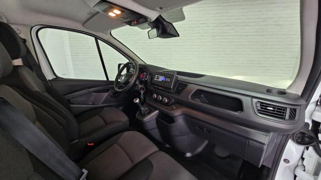 Renault Trafic image 5