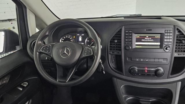 Mercedes Benz Vito Mixto image 3
