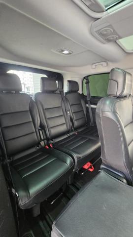 Peugeot Traveller image 6