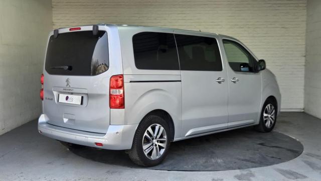 Peugeot Traveller image 4