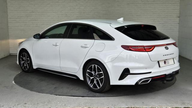 Kia Pro_cee'D image 7