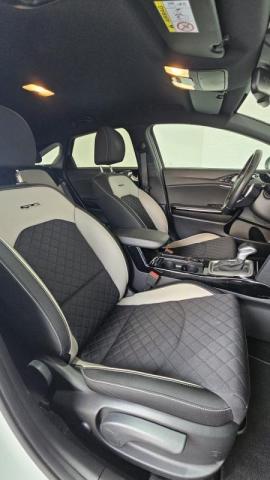 Kia Pro_cee'D image 9