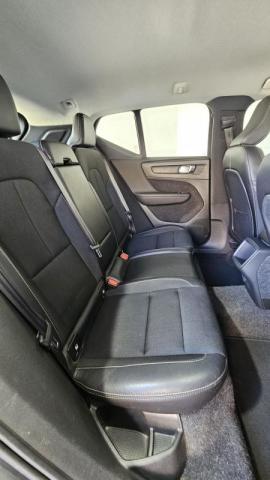 Volvo Xc40 image 4