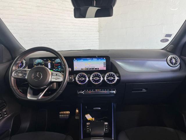 Mercedes Benz Gla image 5