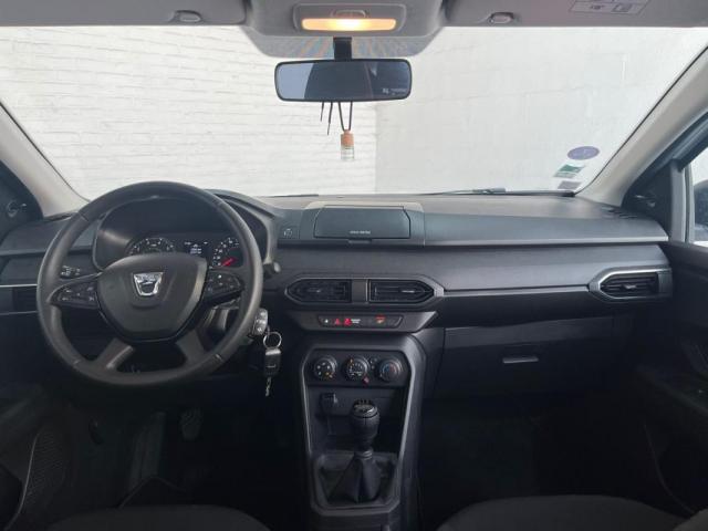 Dacia Sandero image 1