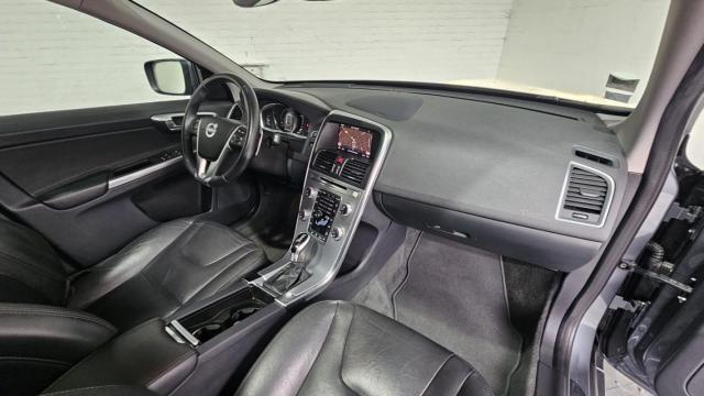 Volvo Xc60 image 3