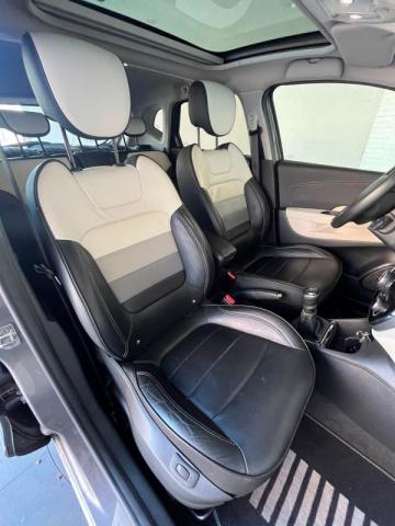 Renault Captur image 9
