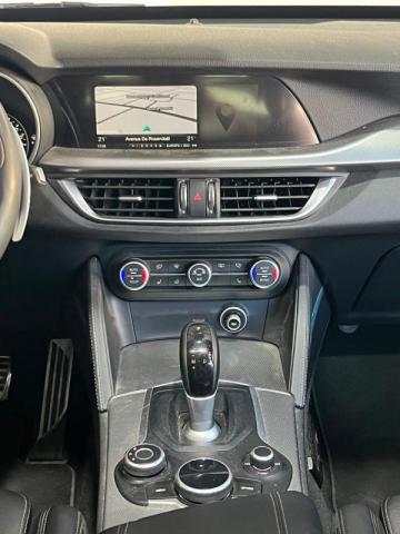 Alfa Romeo Stelvio image 3