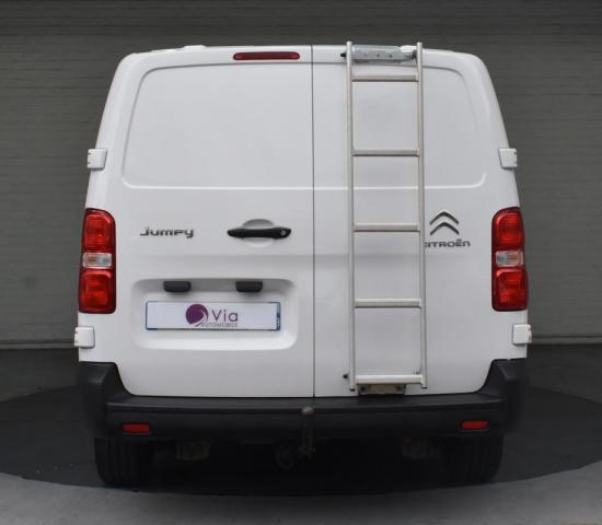 Citroen Jumpy image 8