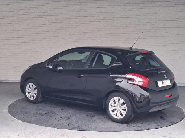 Peugeot 208 image 5