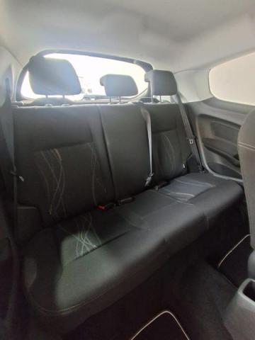Peugeot 208 image 7