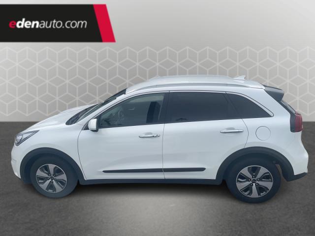 Kia Niro image 8