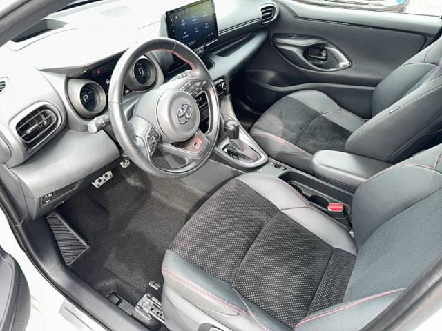 Toyota Yaris image 6