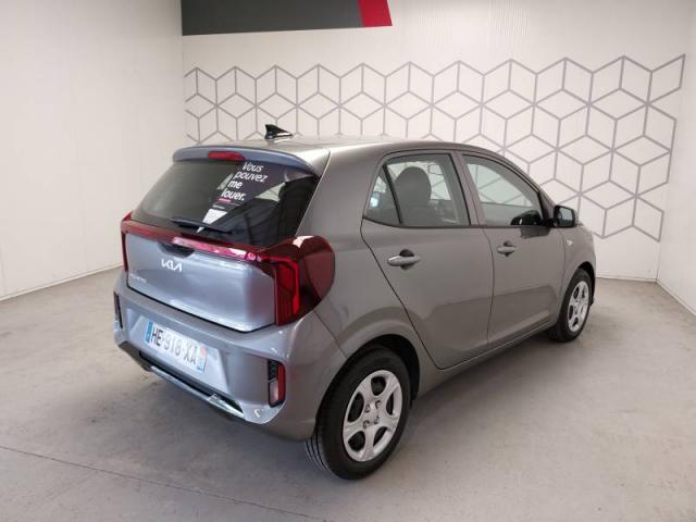 Kia Picanto image 7