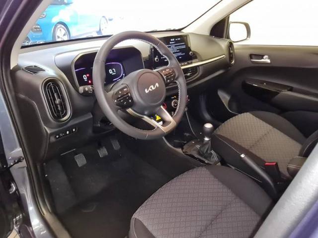 Kia Picanto image 8