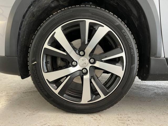 Peugeot 2008 image 9