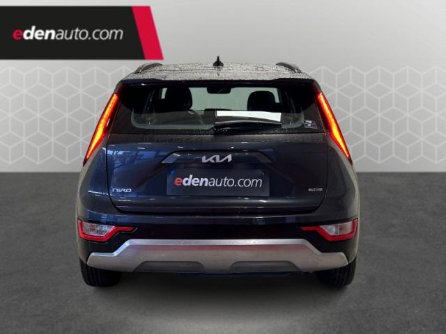 Kia Niro image 9