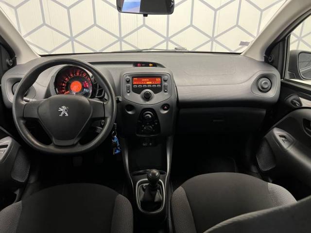 Peugeot 108 image 1