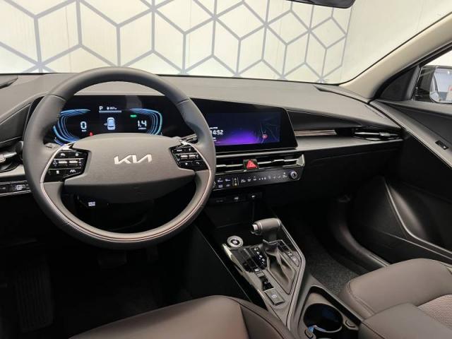 Kia Niro image 6