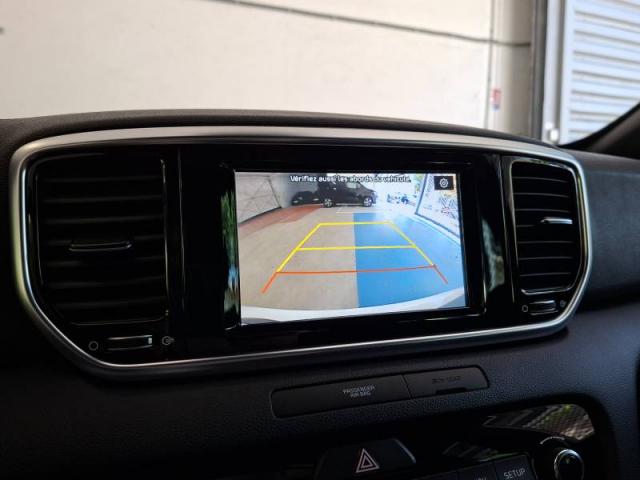 Kia Sportage image 2