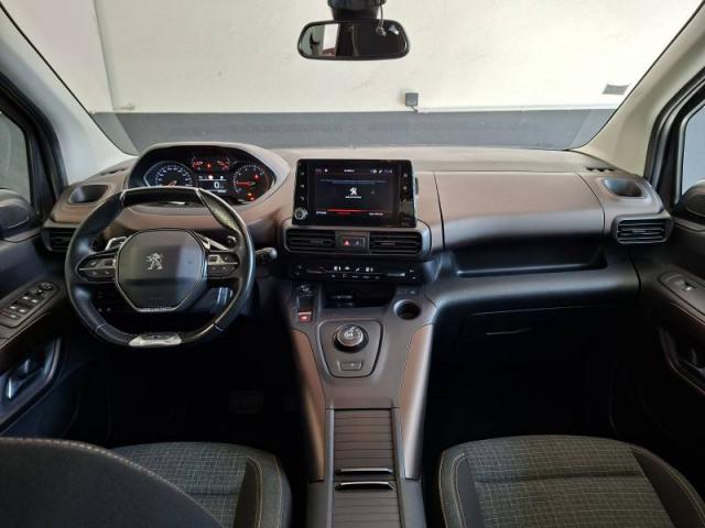 Peugeot Rifter image 1