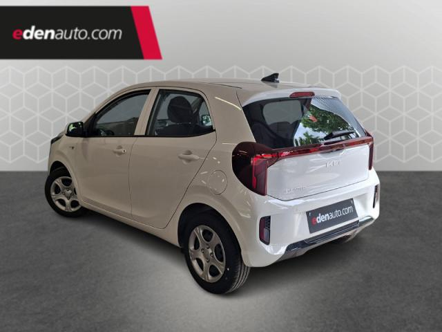 Kia Picanto image 8