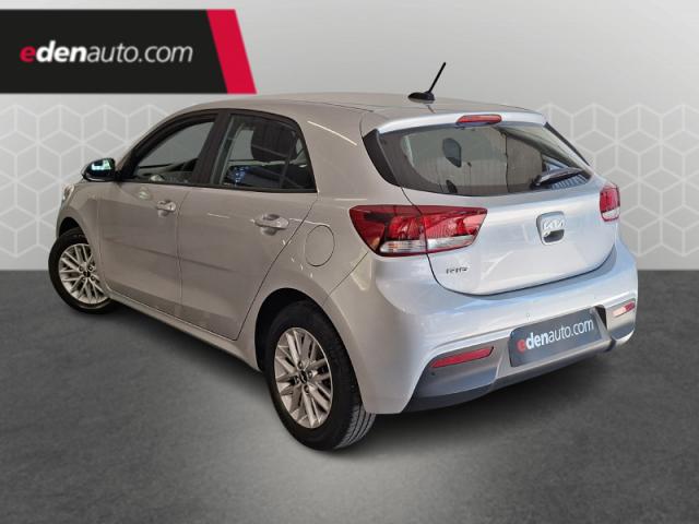 Kia Rio image 3