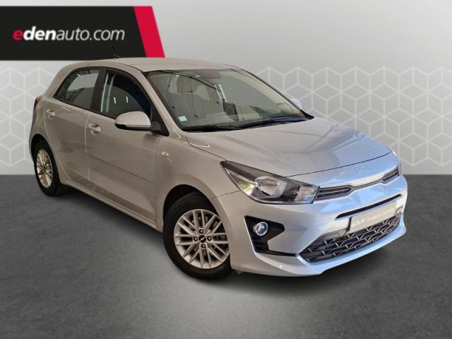 Kia Rio image 9