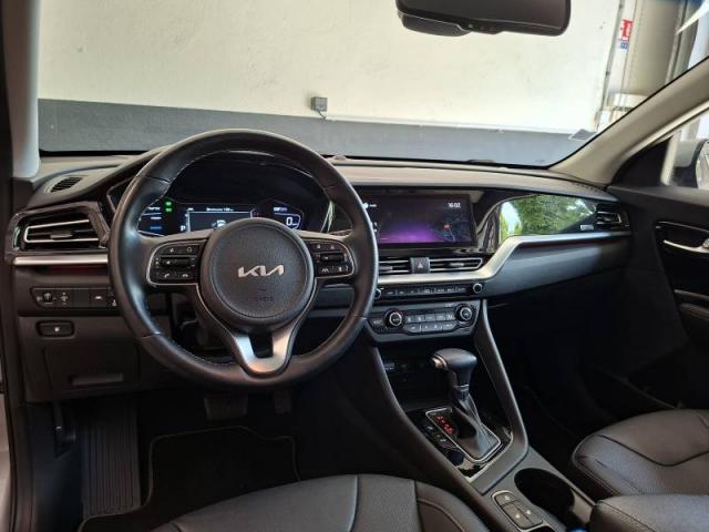 Kia Niro image 2