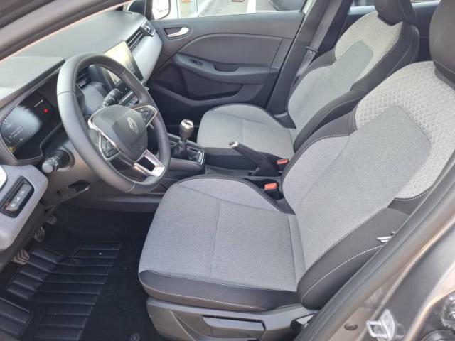 Renault Clio image 2