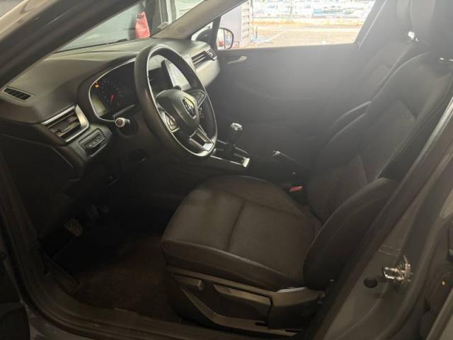 Renault Clio image 6