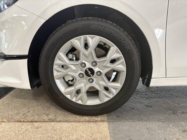 Kia Ceed image 7