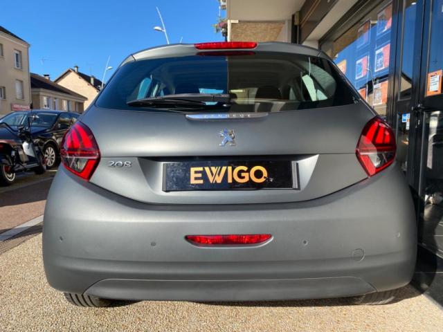 Peugeot 208 image 8
