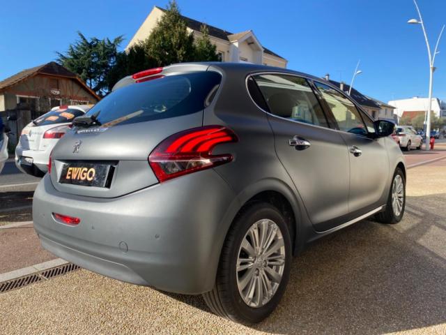 Peugeot 208 image 5