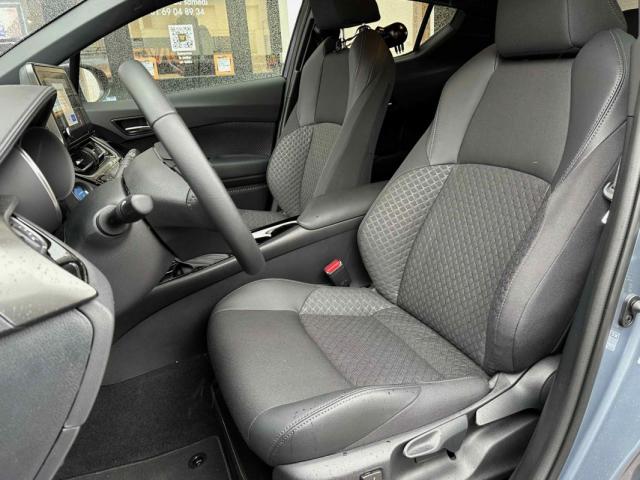Toyota C-Hr image 7