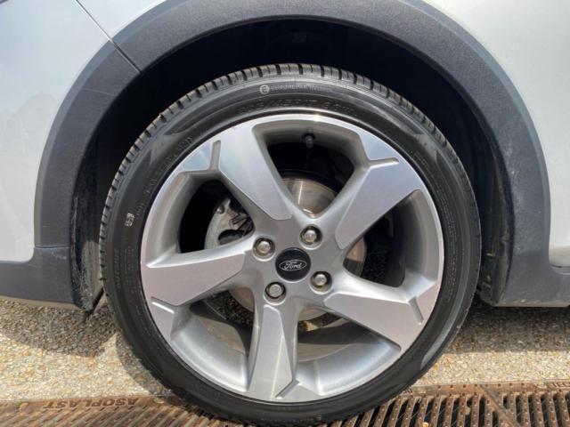 Ford Fiesta image 8