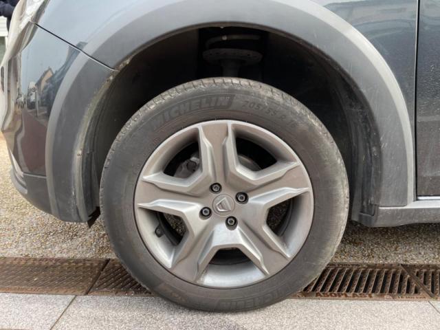 Dacia Sandero image 2