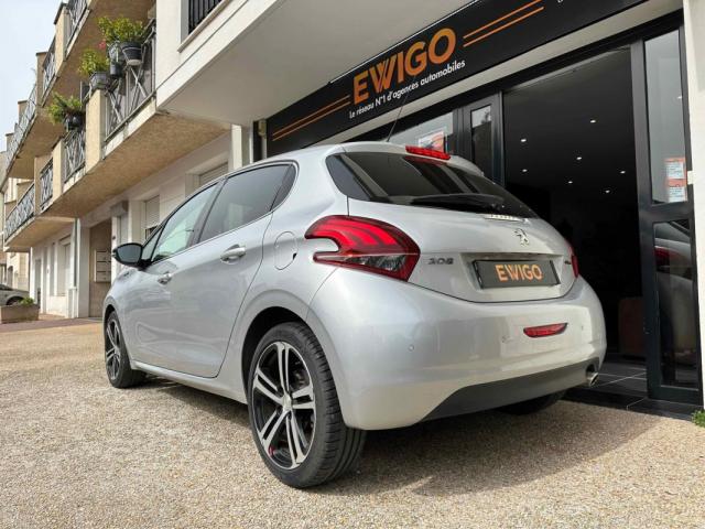 Peugeot 208 image 3