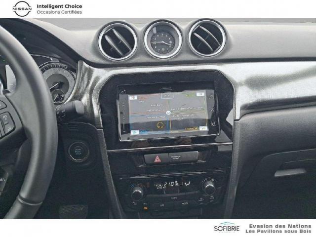 Suzuki Vitara image 8