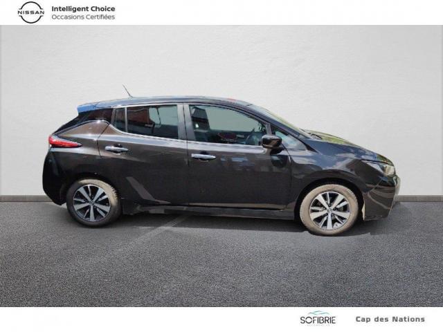 Nissan Leaf image 2