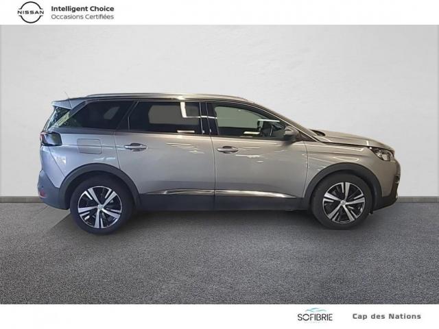 Peugeot 5008 image 8